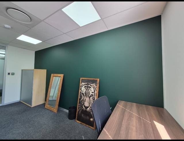 67M² OFFICE TO LET IN ROSEBANK